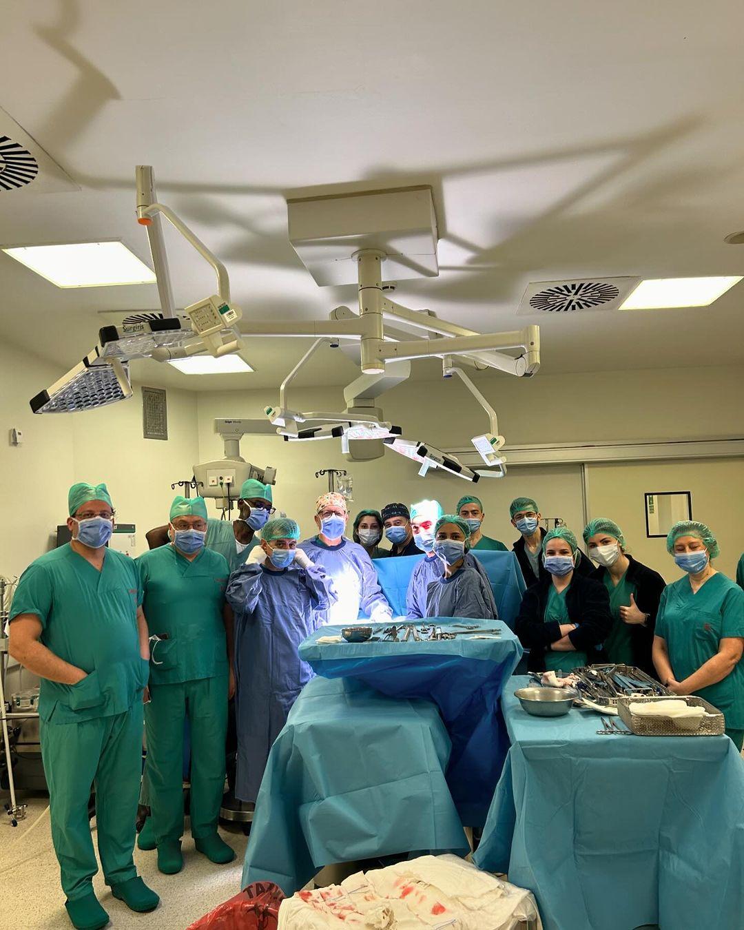 Prof. Dr. Mustafa Yüksel Pektus Klinik 02